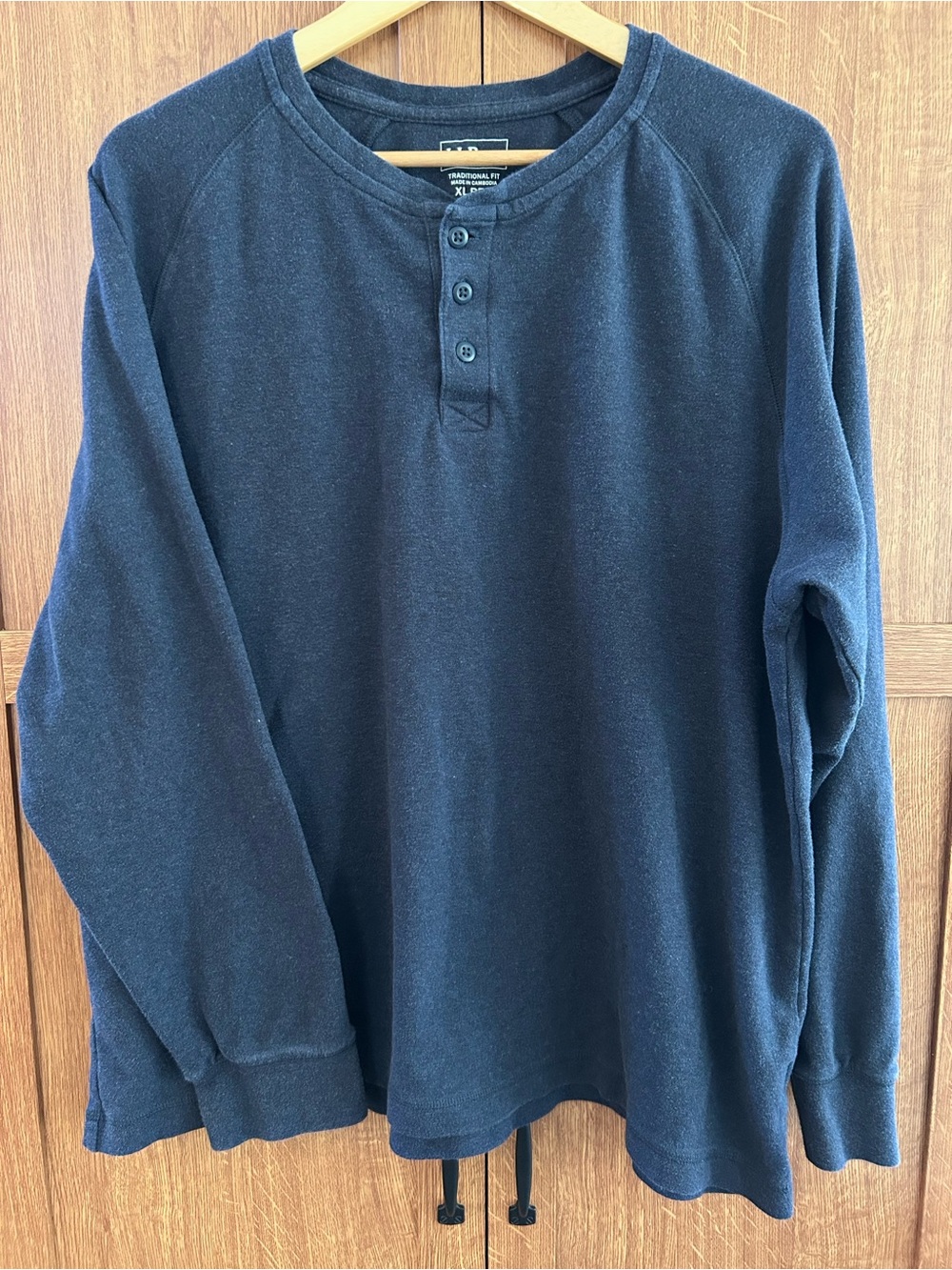 L.L. Bean Organic Cotton Navy Henley Long Sleeve Shirt Men’s XL
